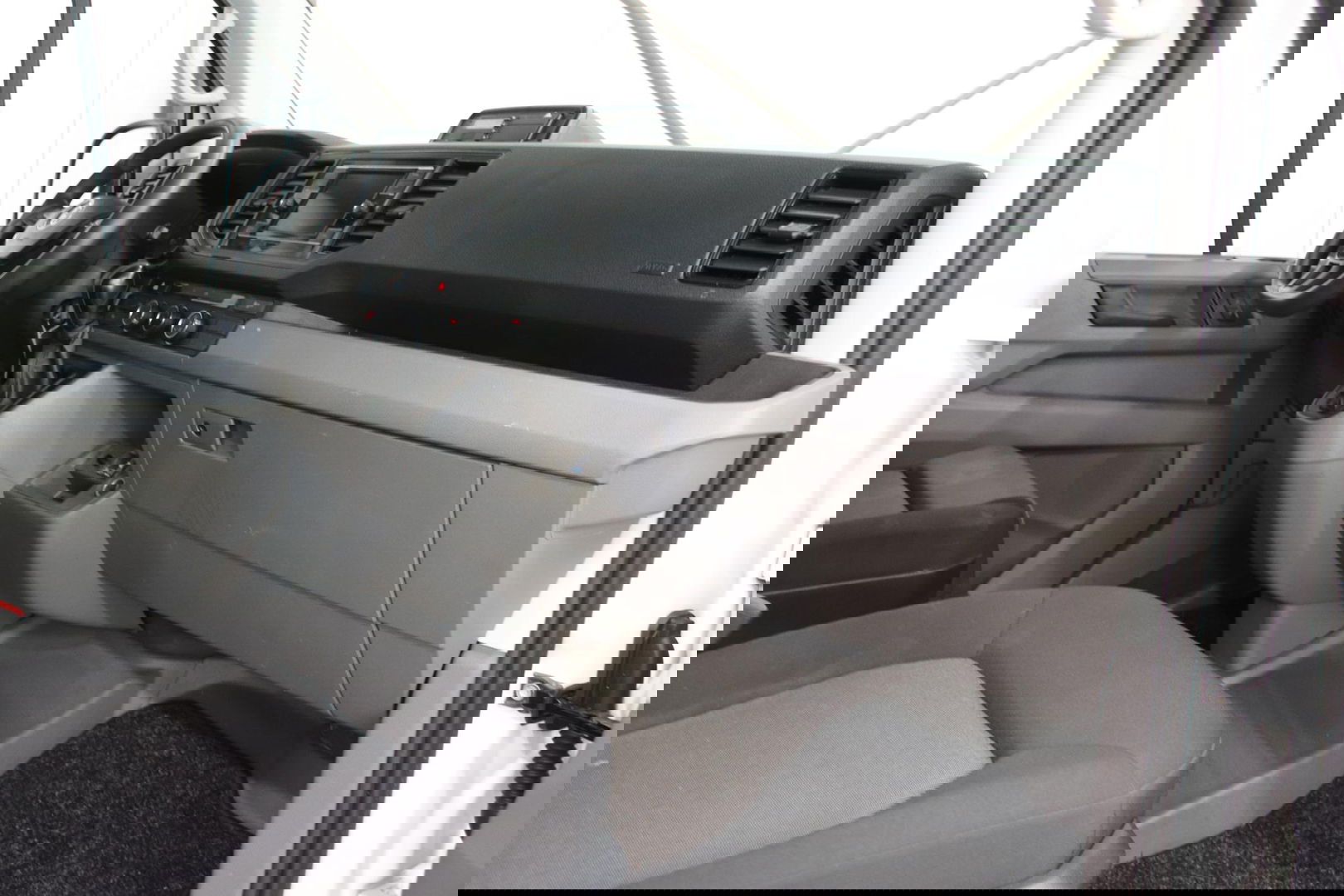 Volkswagen Crafter 35 2.0 TDI 180PK DSG AUTOMAAT BE TREKKER