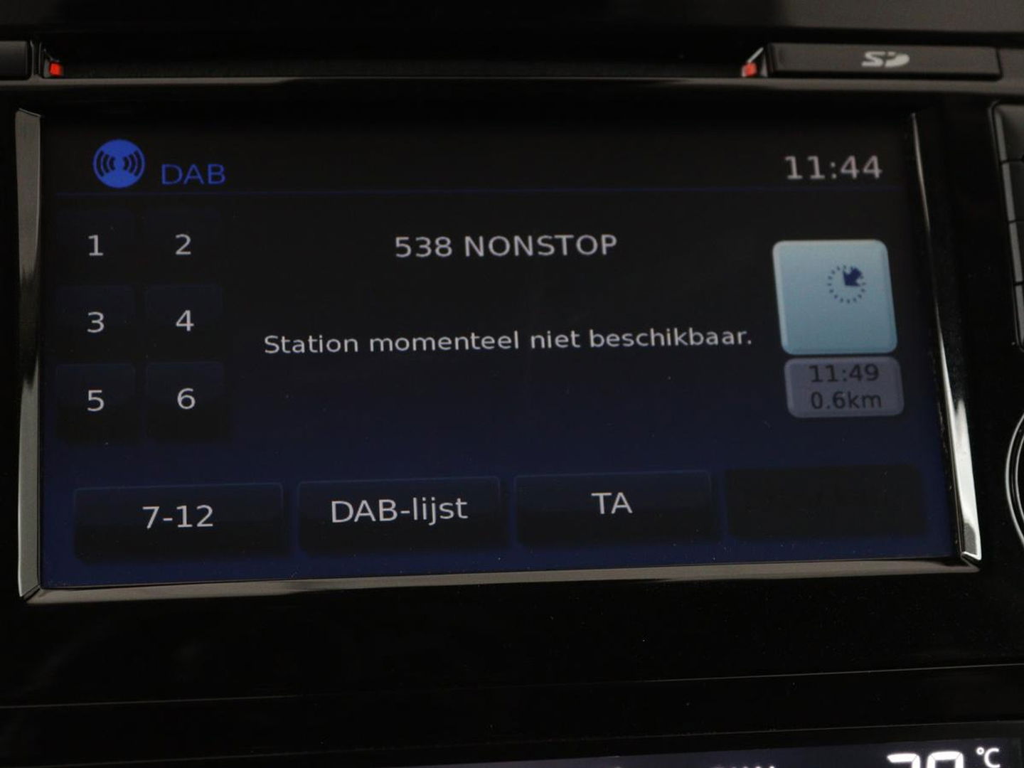 Nissan QASHQAI 1.2 Business Edition | Panoramadak | 360 Camera | Navi | Stoelverwarming | Cruise Control | Dodehoek Detectie | DAB | LMV