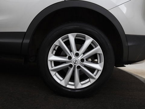 Nissan QASHQAI 1.2 Business Edition | Panoramadak | 360 Camera | Navi | Stoelverwarming | Cruise Control | Dodehoek Detectie | DAB | LMV