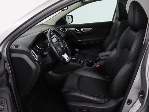 Nissan QASHQAI 1.2 Business Edition | Panoramadak | 360 Camera | Navi | Stoelverwarming | Cruise Control | Dodehoek Detectie | DAB | LMV
