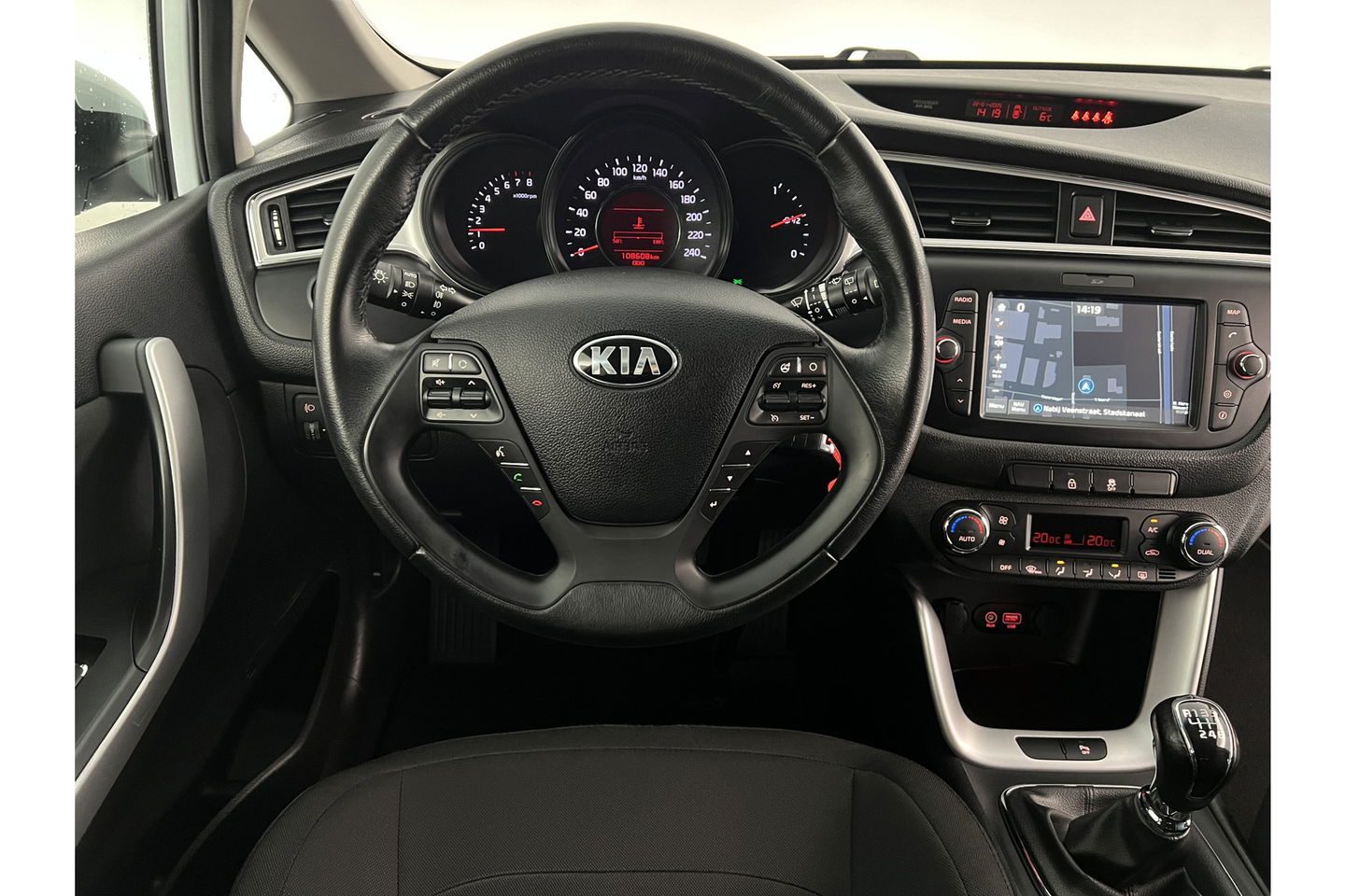 Kia Ceed 1.0 T-GDi Design Edition Camera Carplay LED Trekhaak Clima Navi PDC 16"LMV