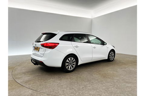 Kia Ceed 1.0 T-GDi Design Edition Camera Carplay LED Trekhaak Clima Navi PDC 16"LMV