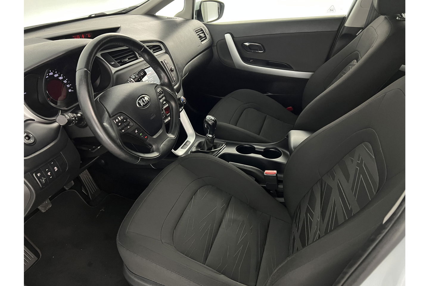 Kia Ceed 1.0 T-GDi Design Edition Camera Carplay LED Trekhaak Clima Navi PDC 16"LMV