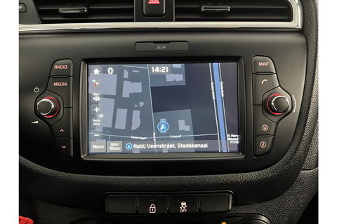 Kia Ceed 1.0 T-GDi Design Edition Camera Carplay LED Trekhaak Clima Navi PDC 16"LMV