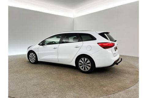 Kia Ceed 1.0 T-GDi Design Edition Camera Carplay LED Trekhaak Clima Navi PDC 16"LMV