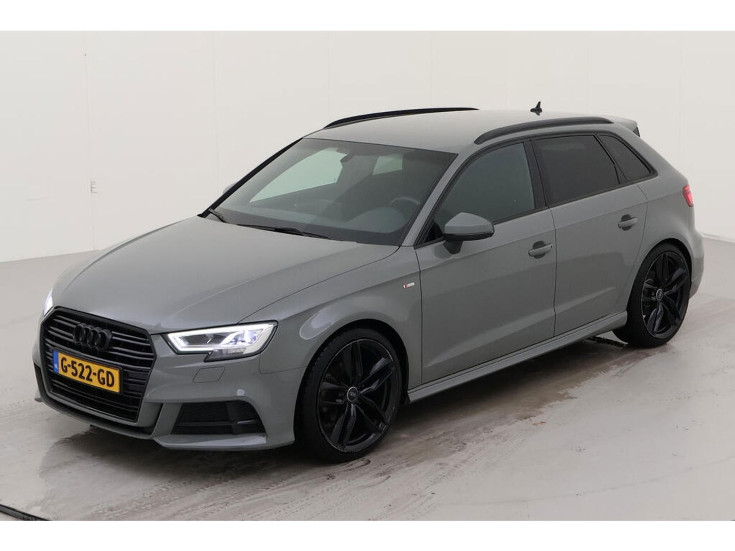 Audi A3 Sportback 35 TFSI CoD Adv Sp | 3X S-Line | LED | Cruise | Media