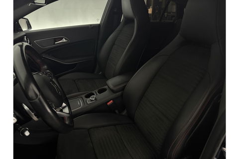 Mercedes-Benz CLA-Klasse 180 AMG Camera LED Navigatie Airco Cruise PDC 18"LMV Stoelverwarming