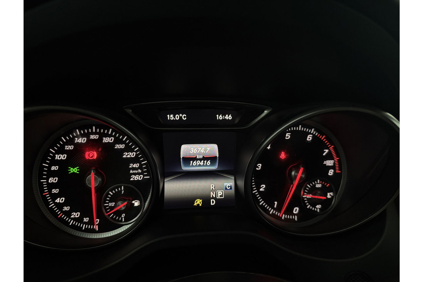 Mercedes-Benz CLA-Klasse 180 AMG Camera LED Navigatie Airco Cruise PDC 18"LMV Stoelverwarming