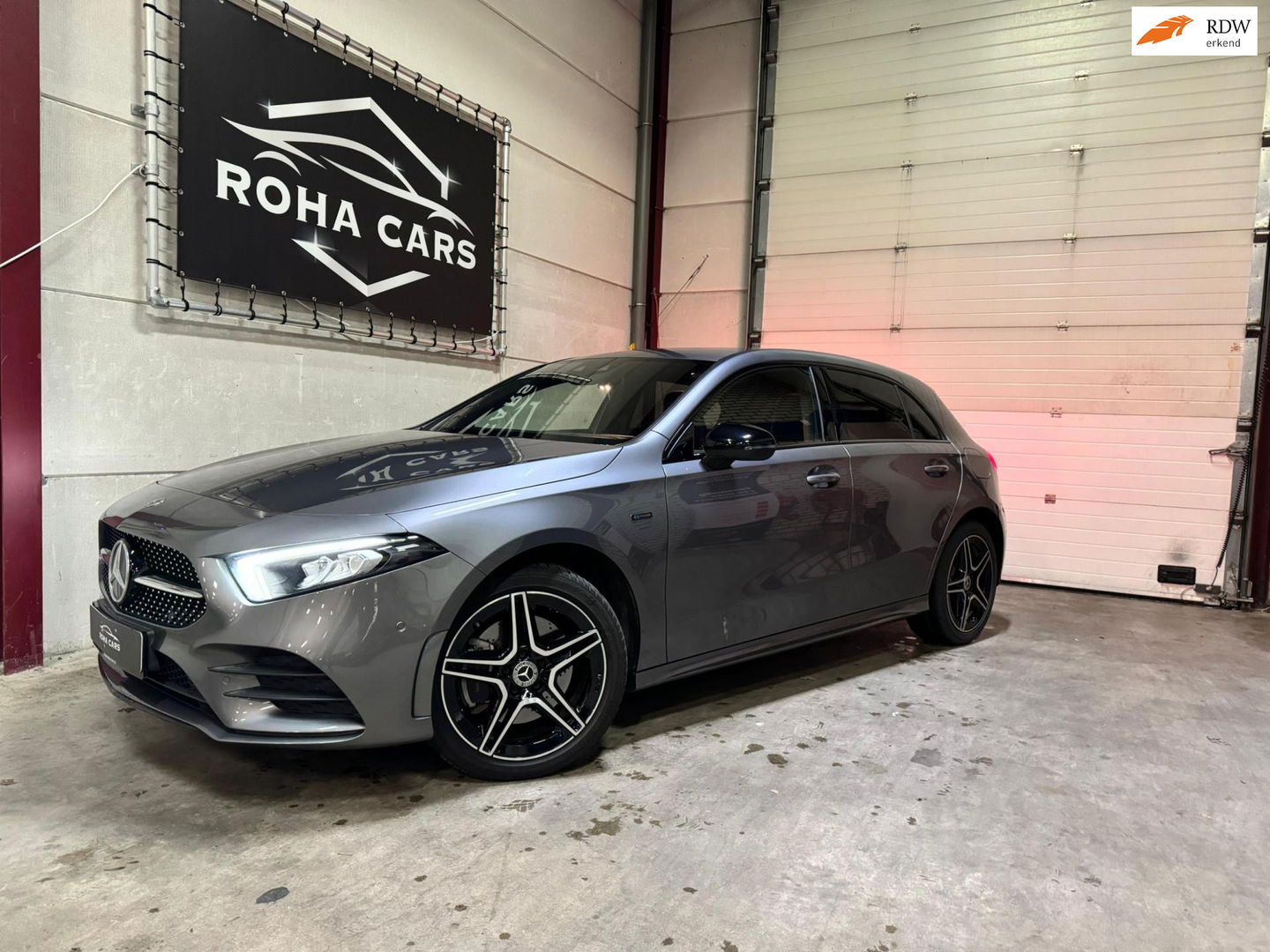 Mercedes-Benz A-Klasse 250 e AMG Line Night pakket