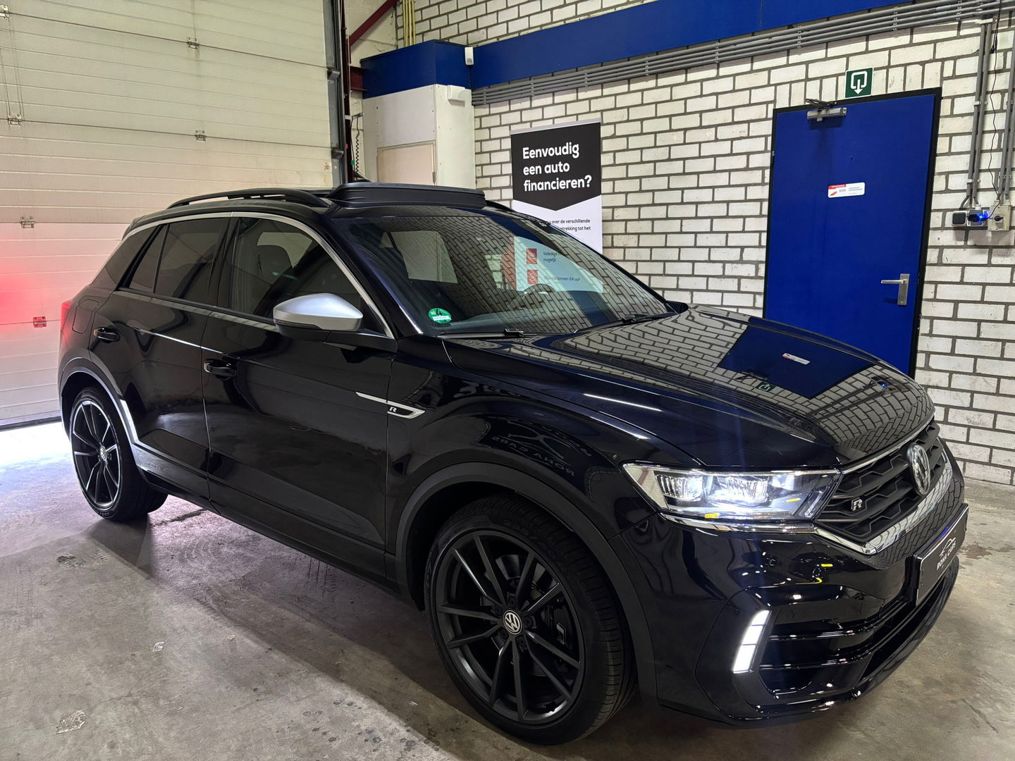 Volkswagen T-Roc 2.0 TSI 4Motion R Performence Akra Pano