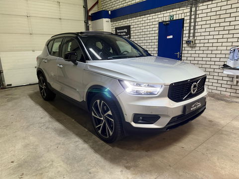 Volvo XC40 2.0 T4 R-Design