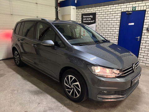 Volkswagen Touran 1.5 TSI Comfortline 7p