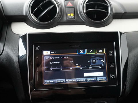 Suzuki Swift 1.2 Select Smart Hybrid
