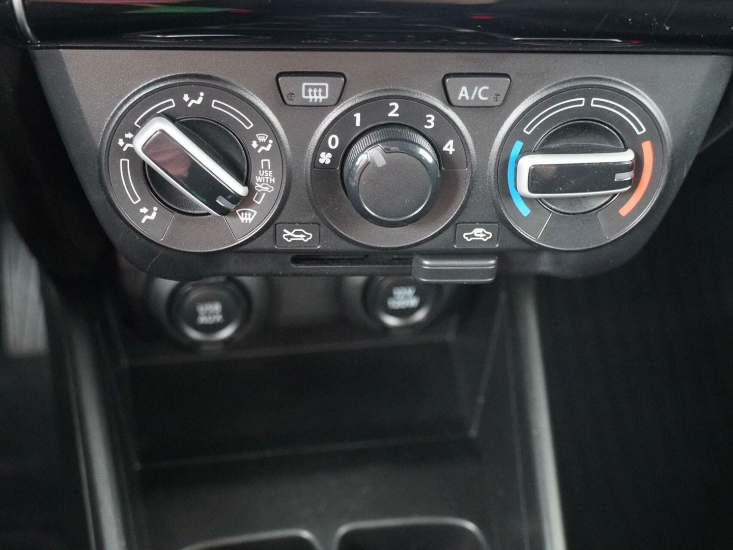 Suzuki Swift 1.2 Select Smart Hybrid
