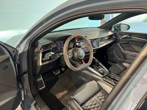 Audi RS3 Limousine 2.5 TFSI Quattro Pano|Keramisch|Sfeer|B&O