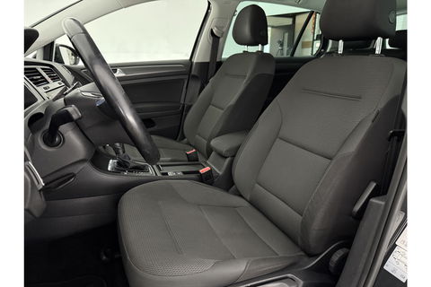 Volkswagen e-Golf E-DITION 136PK ELEKTRISCH | LED Virtual Clima Cruise Navigatie PDC 17''LMV