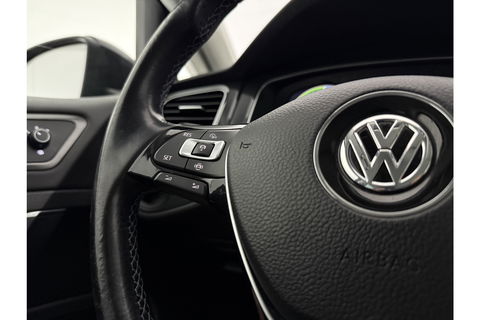 Volkswagen e-Golf E-DITION 136PK ELEKTRISCH | LED Virtual Clima Cruise Navigatie PDC 17''LMV