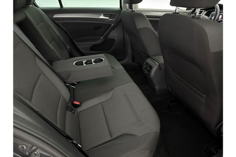 Volkswagen e-Golf E-DITION 136PK ELEKTRISCH | LED Virtual Clima Cruise Navigatie PDC 17''LMV