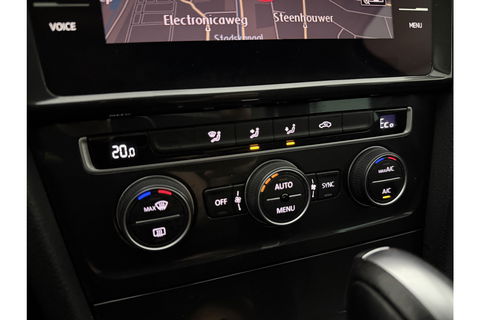 Volkswagen e-Golf E-DITION 136PK ELEKTRISCH | LED Virtual Clima Cruise Navigatie PDC 17''LMV