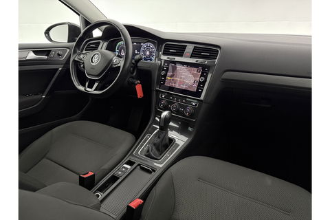 Volkswagen e-Golf E-DITION 136PK ELEKTRISCH | LED Virtual Clima Cruise Navigatie PDC 17''LMV