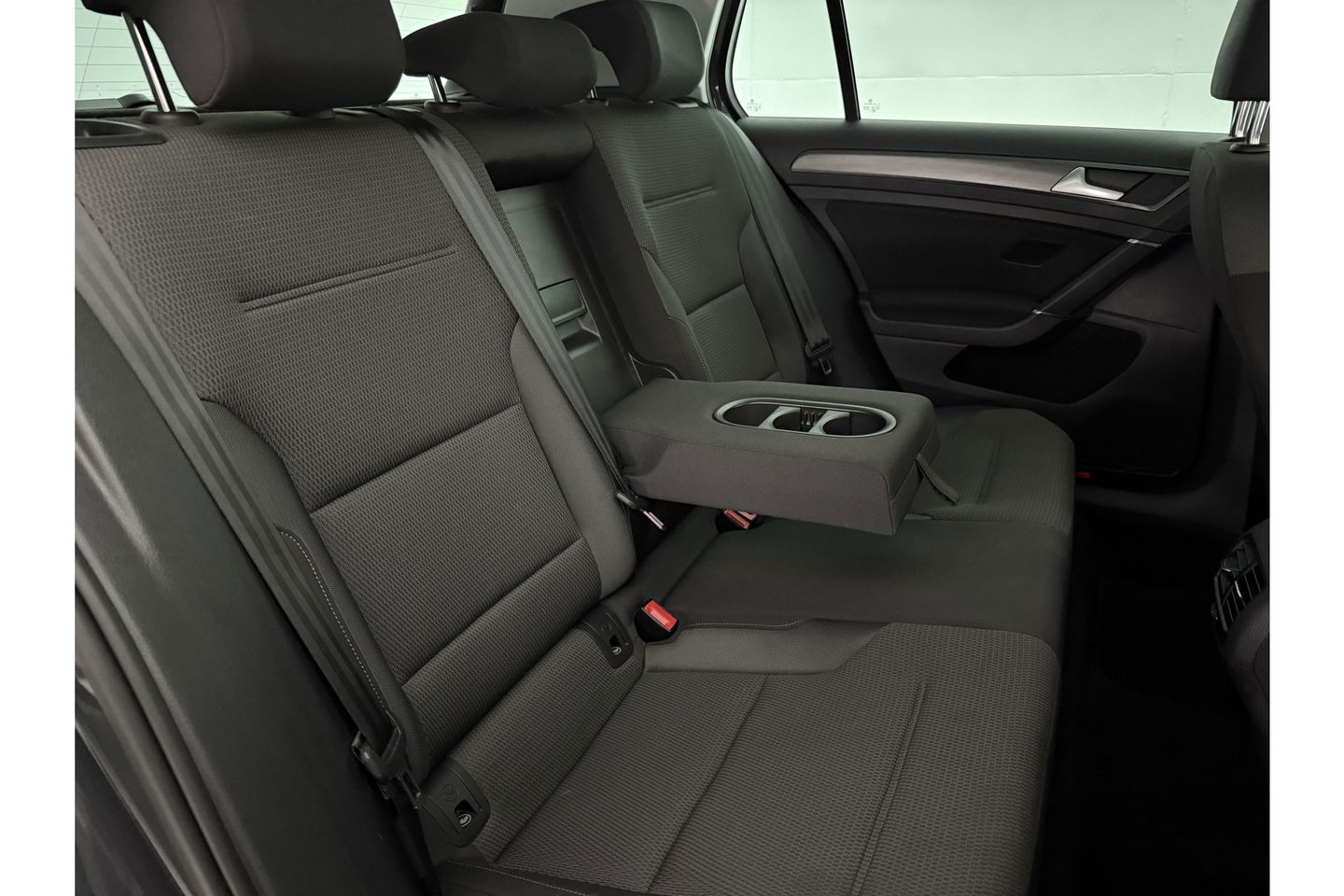 Volkswagen e-Golf E-DITION 136PK ELEKTRISCH | LED Virtual Clima Cruise Navigatie PDC 17''LMV