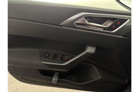 Volkswagen Polo 1.0 TSI R-line DSG Adaptive Cruise LED Carplay Clima Navigatie PDC 16"LMV