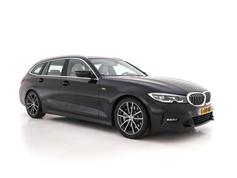 BMW 3 Serie Touring 330i High Executive Edition Sport-Pack Aut. *VERNASCA-FULL-LEATHER | DIGI-COCKPIT | FULL-LED | SPORT-SEATS | HIFI-SOUND | AMBIENT-LIGHT | HEATED-SEATS | DAB | NAVI-FULLMAP | ECC | CARPLAY | PDC | CRUISE | 18"ALU*