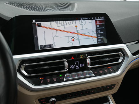 BMW 3 Serie Touring 330i High Executive Edition Sport-Pack Aut. *VERNASCA-FULL-LEATHER | DIGI-COCKPIT | FULL-LED | SPORT-SEATS | HIFI-SOUND | AMBIENT-LIGHT | HEATED-SEATS | DAB | NAVI-FULLMAP | ECC | CARPLAY | PDC | CRUISE | 18"ALU*