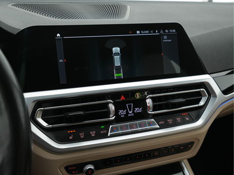 BMW 3 Serie Touring 330i High Executive Edition Sport-Pack Aut. *VERNASCA-FULL-LEATHER | DIGI-COCKPIT | FULL-LED | SPORT-SEATS | HIFI-SOUND | AMBIENT-LIGHT | HEATED-SEATS | DAB | NAVI-FULLMAP | ECC | CARPLAY | PDC | CRUISE | 18"ALU*