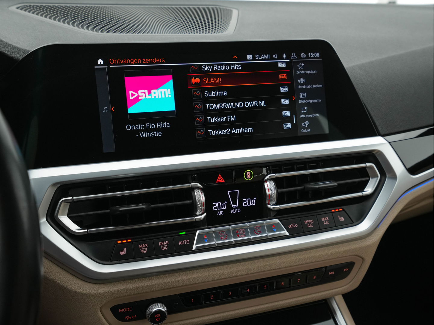 BMW 3 Serie Touring 330i High Executive Edition Sport-Pack Aut. *VERNASCA-FULL-LEATHER | DIGI-COCKPIT | FULL-LED | SPORT-SEATS | HIFI-SOUND | AMBIENT-LIGHT | HEATED-SEATS | DAB | NAVI-FULLMAP | ECC | CARPLAY | PDC | CRUISE | 18"ALU*