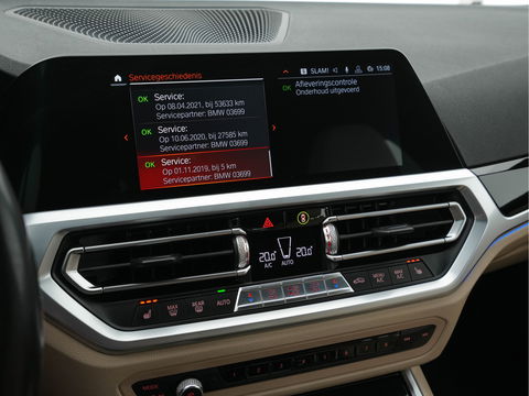 BMW 3 Serie Touring 330i High Executive Edition Sport-Pack Aut. *VERNASCA-FULL-LEATHER | DIGI-COCKPIT | FULL-LED | SPORT-SEATS | HIFI-SOUND | AMBIENT-LIGHT | HEATED-SEATS | DAB | NAVI-FULLMAP | ECC | CARPLAY | PDC | CRUISE | 18"ALU*