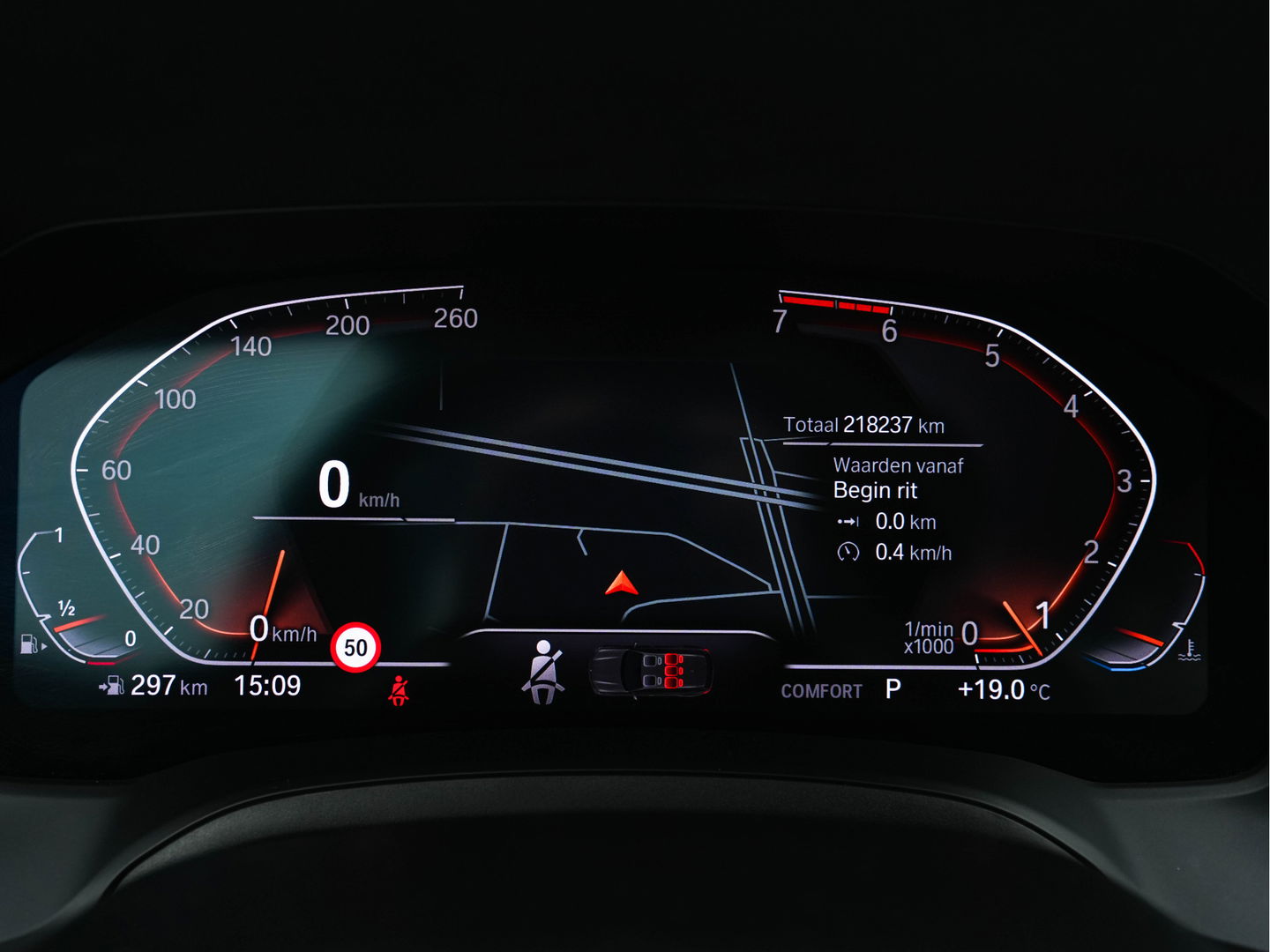 BMW 3 Serie Touring 330i High Executive Edition Sport-Pack Aut. *VERNASCA-FULL-LEATHER | DIGI-COCKPIT | FULL-LED | SPORT-SEATS | HIFI-SOUND | AMBIENT-LIGHT | HEATED-SEATS | DAB | NAVI-FULLMAP | ECC | CARPLAY | PDC | CRUISE | 18"ALU*