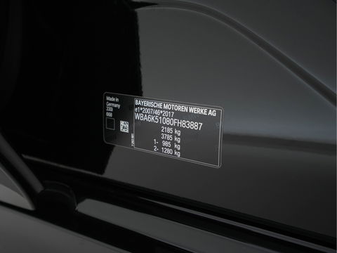 BMW 3 Serie Touring 330i High Executive Edition Sport-Pack Aut. *VERNASCA-FULL-LEATHER | DIGI-COCKPIT | FULL-LED | SPORT-SEATS | HIFI-SOUND | AMBIENT-LIGHT | HEATED-SEATS | DAB | NAVI-FULLMAP | ECC | CARPLAY | PDC | CRUISE | 18"ALU*