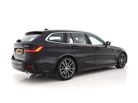 BMW 3 Serie Touring 330i High Executive Edition Sport-Pack Aut. *VERNASCA-FULL-LEATHER | DIGI-COCKPIT | FULL-LED | SPORT-SEATS | HIFI-SOUND | AMBIENT-LIGHT | HEATED-SEATS | DAB | NAVI-FULLMAP | ECC | CARPLAY | PDC | CRUISE | 18"ALU*