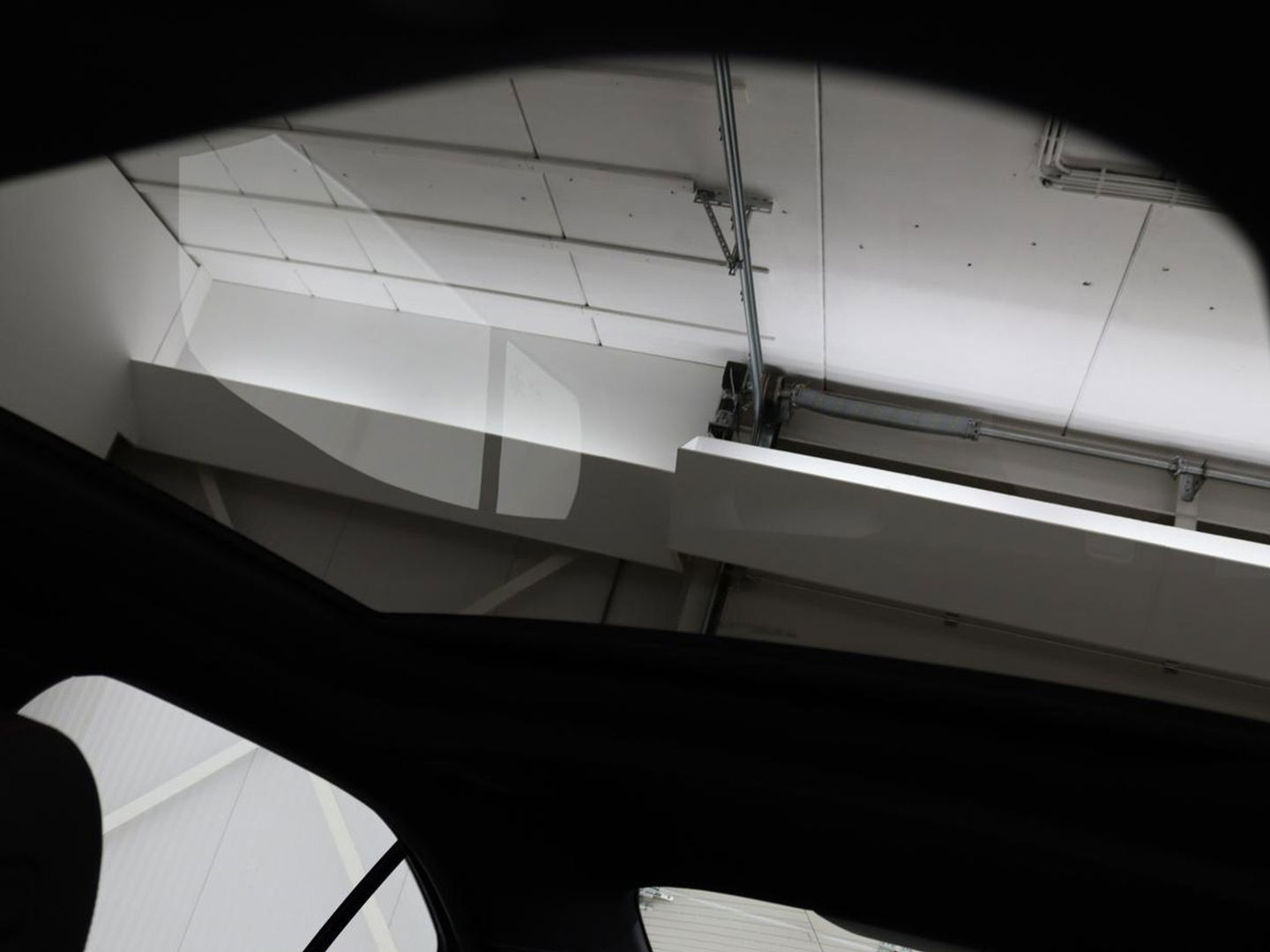 Mercedes-Benz A-Klasse 180d AMG | 36.600km NAP | Panoramadak | Stoelverwarming | Carplay | Camera | Full LED | Navigatie | Leder/Alcantara | Widescreen