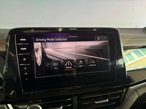 Volkswagen T-Roc 1.5 TSI R-Line Pano|IQ|Beats|Keyl|Leer|Memory