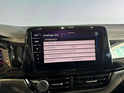 Volkswagen T-Roc 1.5 TSI R-Line Pano|IQ|Beats|Keyl|Leer|Memory