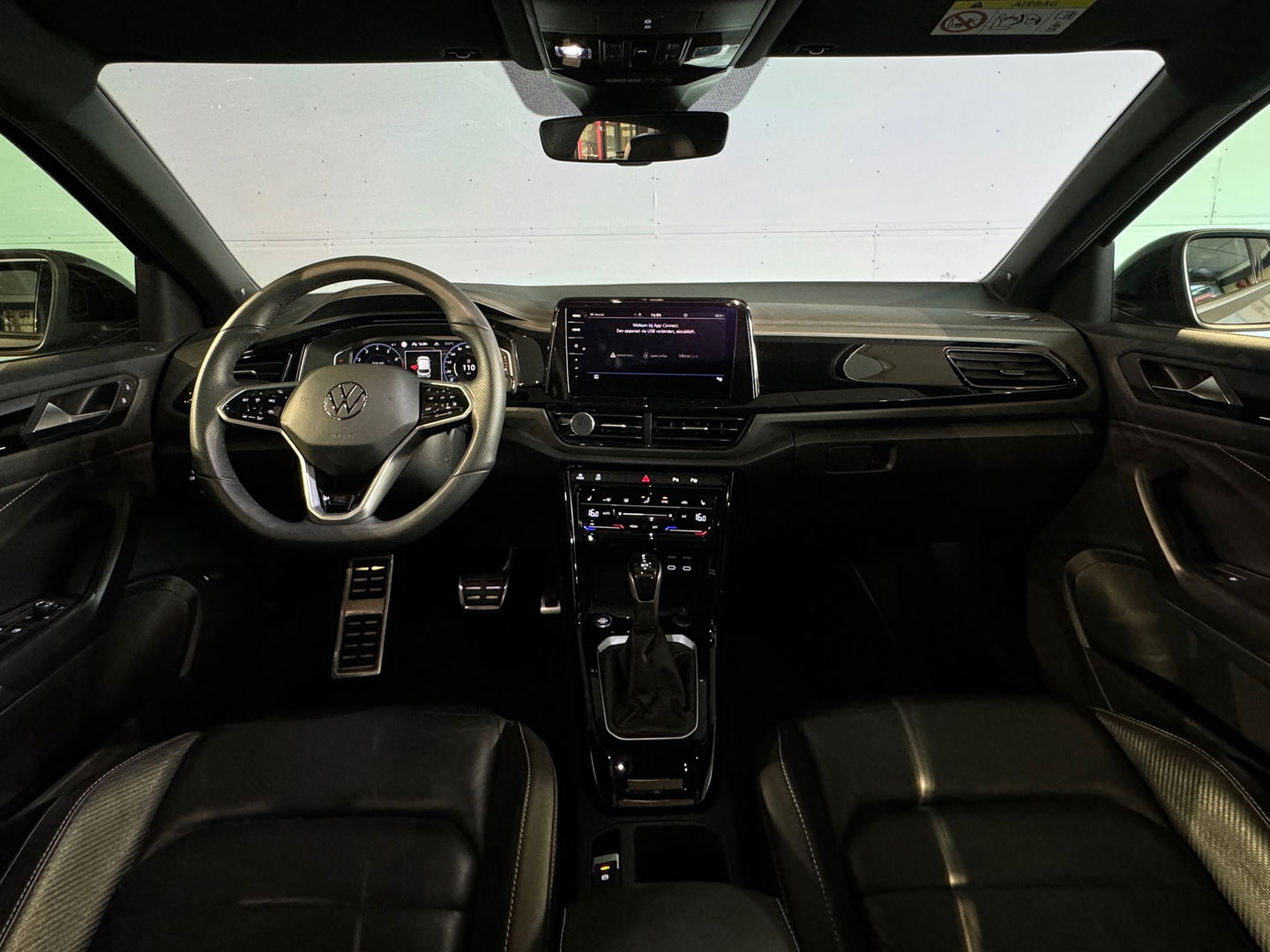 Volkswagen T-Roc 1.5 TSI R-Line Pano|IQ|Beats|Keyl|Leer|Memory