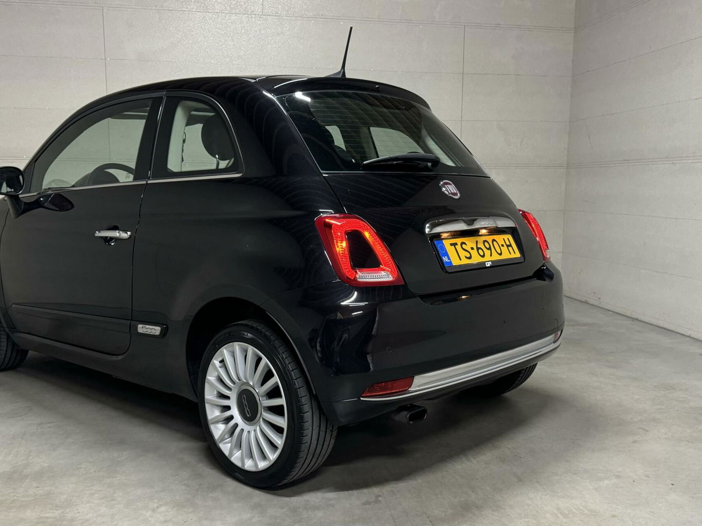 Fiat 500 0.9 TwinAir Turbo Lounge Pano Carplay Cruise NAP