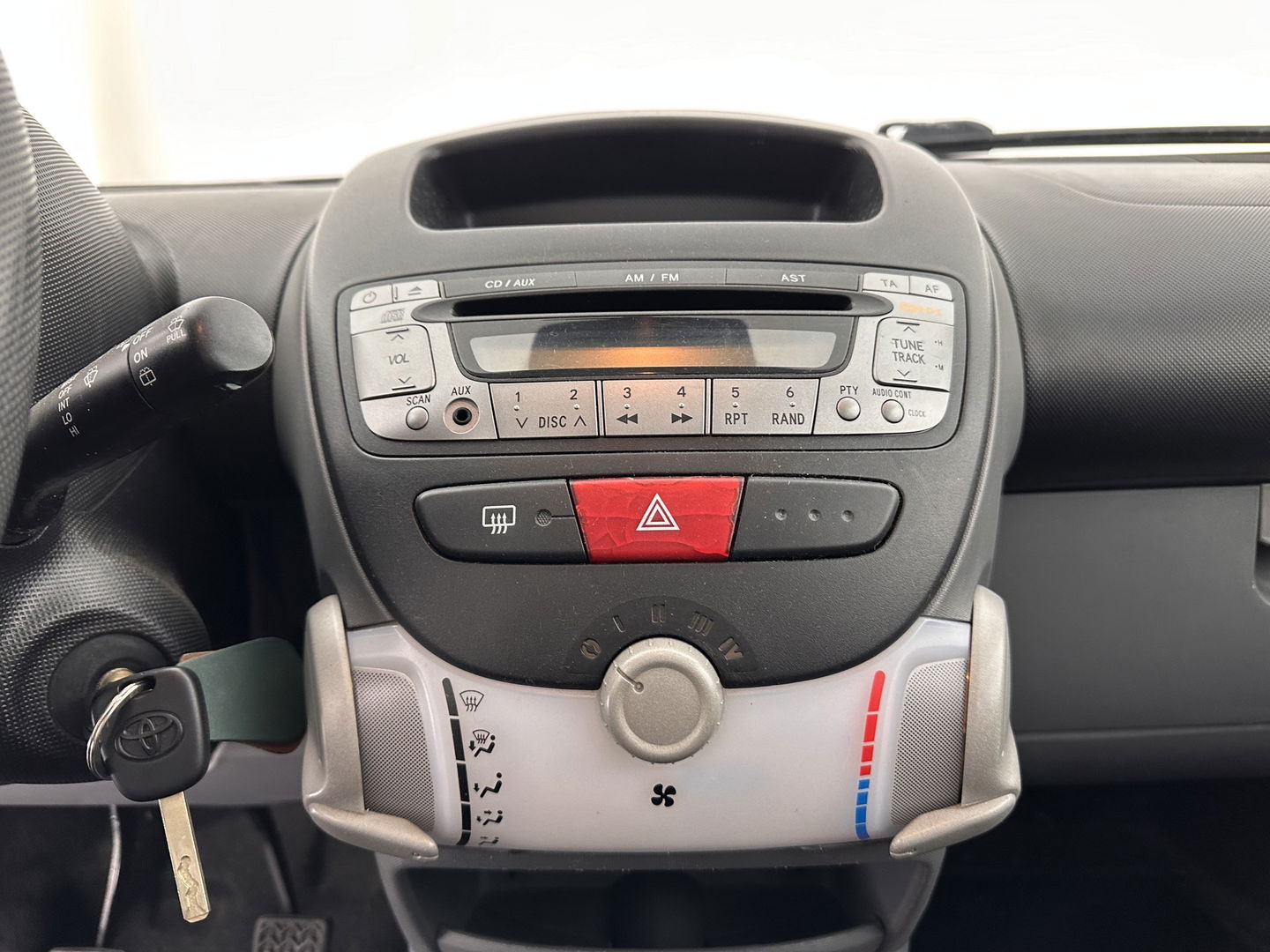 Toyota Aygo 1.0-12V + *RADIO | COMFORT-SEATS*
