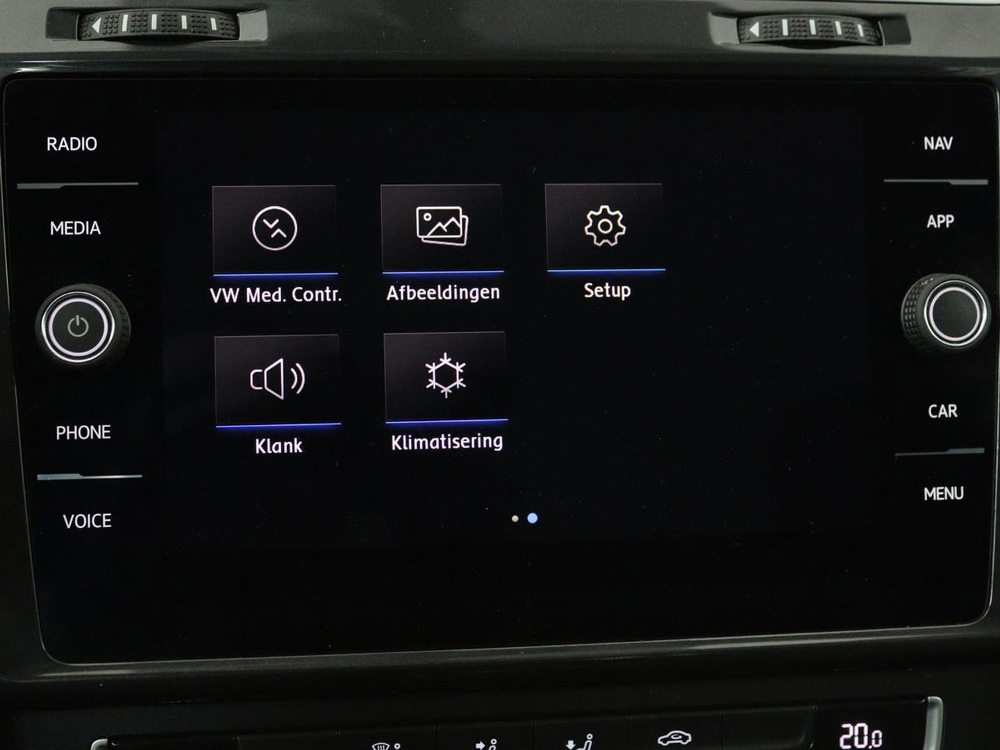 Volkswagen GOLF Variant 1.6 TDI Comfortline | Apple Carplay | Navigatie | Cruise Control Adaptief | Parkeersensor voor en achter | LED | LMV