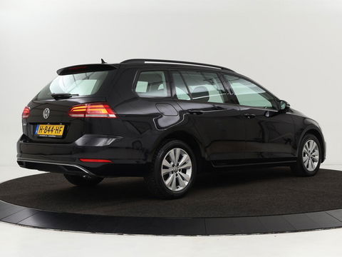 Volkswagen GOLF Variant 1.6 TDI Comfortline | Apple Carplay | Navigatie | Cruise Control Adaptief | Parkeersensor voor en achter | LED | LMV