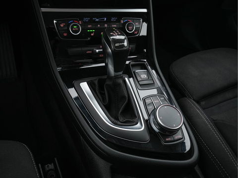 BMW 2 Serie Active Tourer AWD 225xe iPerformance High Executive Aut. *HEAD-UP | FULL-LED | NAVI-FULLMAP | HEATED-SPORT-SEATS  | ECC | PDC | CRUISE | 17''ALU*