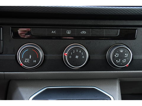 Volkswagen Transporter 2.0 TDI L2H1 30 DC Bulli Virtual, Adaptieve Cruise, Carplay, LED, Automaat, Trekhaak, 150PK, Sensoren, Uniek!