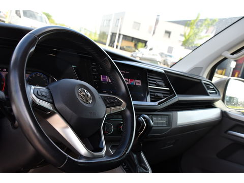 Volkswagen Transporter 2.0 TDI L2H1 30 DC Bulli Virtual, Adaptieve Cruise, Carplay, LED, Automaat, Trekhaak, 150PK, Sensoren, Uniek!