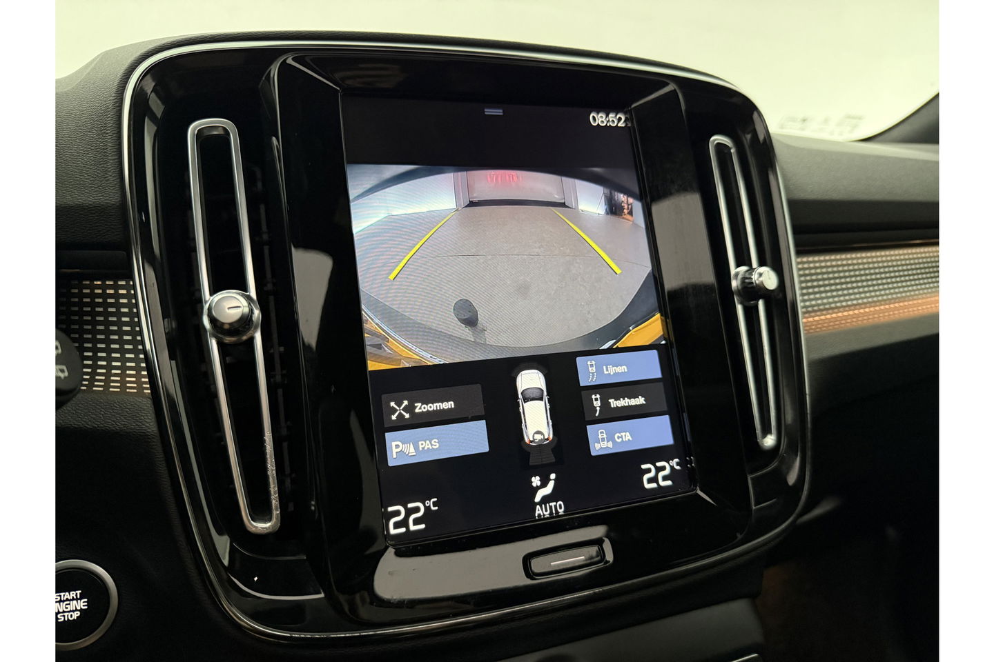 Volvo XC40 1.5 T5 Twin Engine R-Design 262PK Pano Camera LED Virtual Sfeer Trekhaak Memory Carplay Clima Cruise Navi PDC 20''LMV