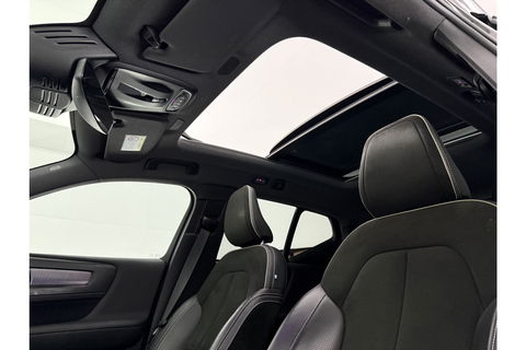 Volvo XC40 1.5 T5 Twin Engine R-Design 262PK Pano Camera LED Virtual Sfeer Trekhaak Memory Carplay Clima Cruise Navi PDC 20''LMV