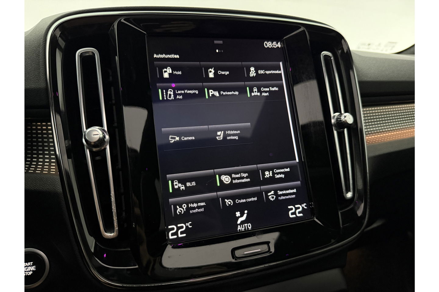 Volvo XC40 1.5 T5 Twin Engine R-Design 262PK Pano Camera LED Virtual Sfeer Trekhaak Memory Carplay Clima Cruise Navi PDC 20''LMV