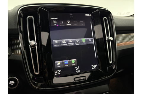 Volvo XC40 1.5 T5 Twin Engine R-Design 262PK Pano Camera LED Virtual Sfeer Trekhaak Memory Carplay Clima Cruise Navi PDC 20''LMV