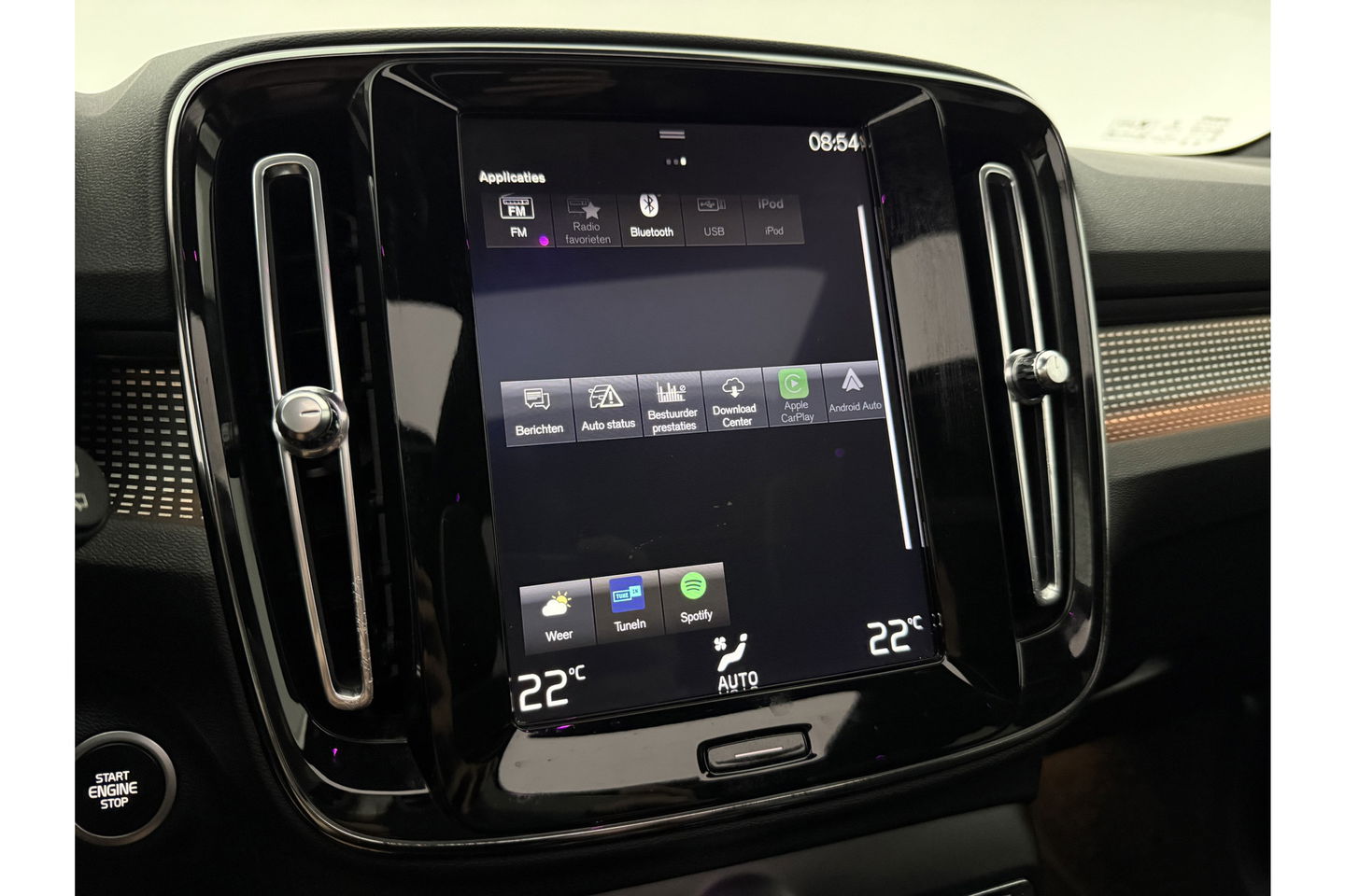 Volvo XC40 1.5 T5 Twin Engine R-Design 262PK Pano Camera LED Virtual Sfeer Trekhaak Memory Carplay Clima Cruise Navi PDC 20''LMV